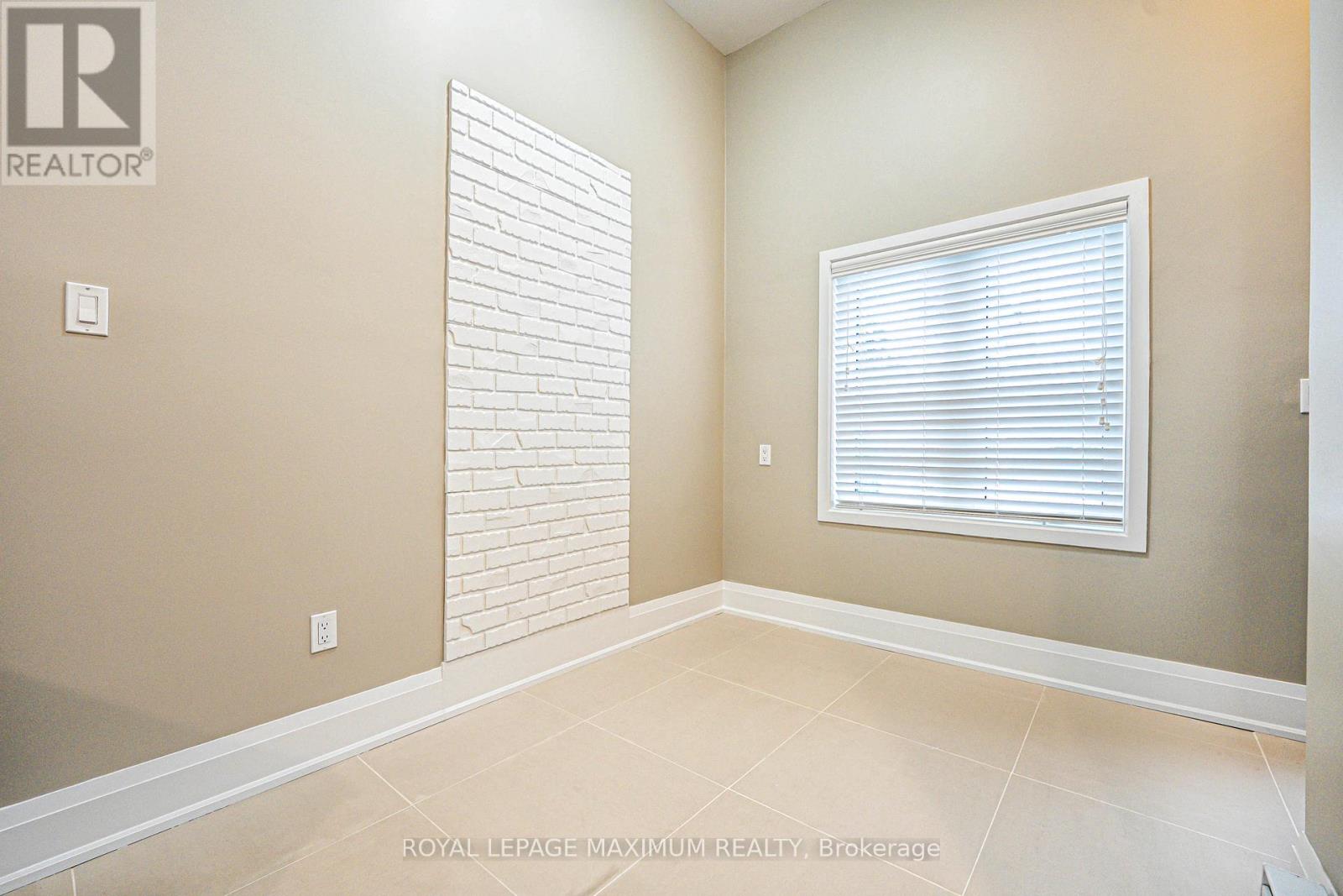 Upper Unit B - 84 Enfield Avenue, Toronto (Alderwood), Ontario  M8W 1T9 - Photo 12 - W11998335