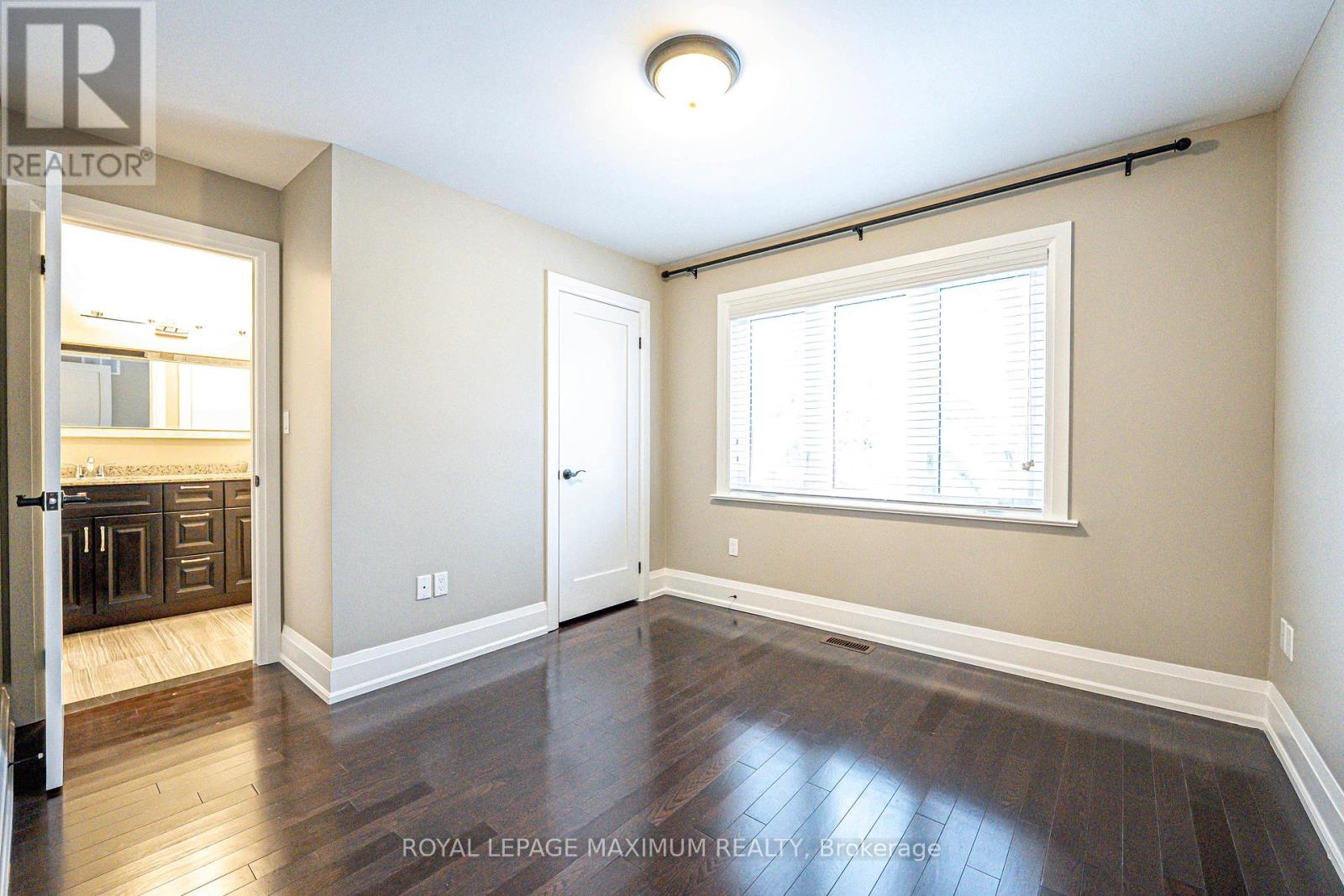 Upper Unit B - 84 Enfield Avenue, Toronto (Alderwood), Ontario  M8W 1T9 - Photo 23 - W11998335
