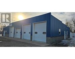 218 3rd Street Eastend, Estevan, Ca