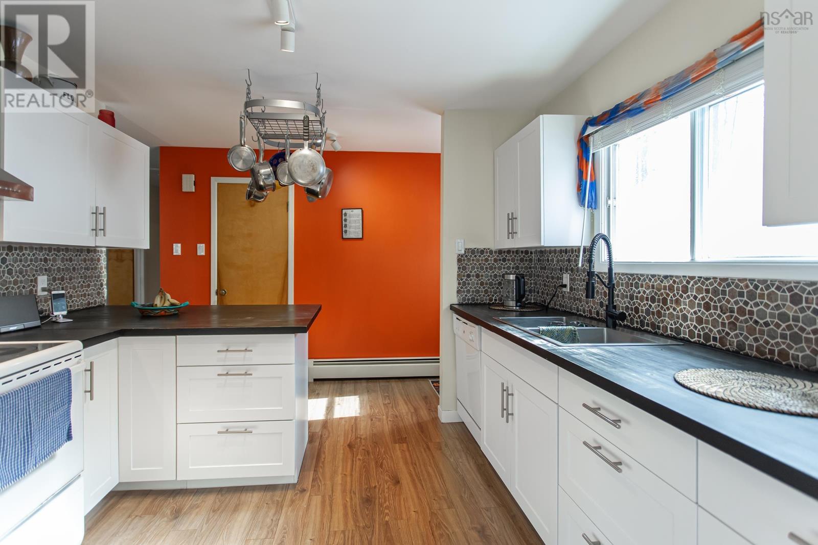 594 Highway 1, Deep Brook, Nova Scotia  B0S 1J0 - Photo 9 - 202504007