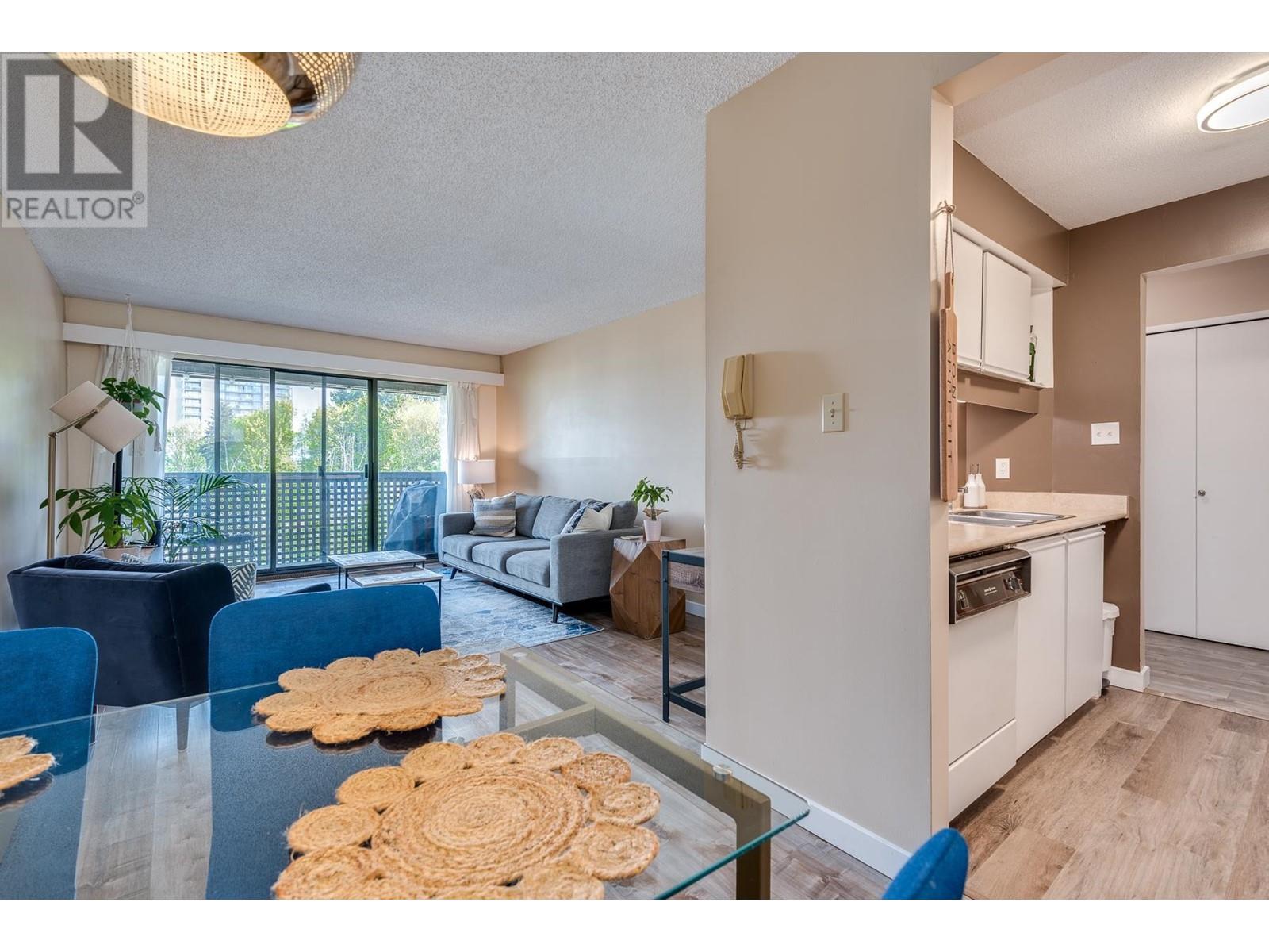 409 340 Ginger Drive, New Westminster, British Columbia  V3L 5L7 - Photo 7 - R2972212