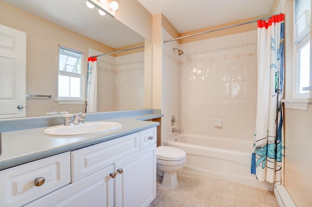 3331 Rosemary Heights Crescent, Surrey, British Columbia  V3Z 0K7 - Photo 24 - R2971853