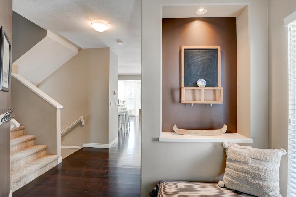 3331 Rosemary Heights Crescent, Surrey, British Columbia  V3Z 0K7 - Photo 3 - R2971853