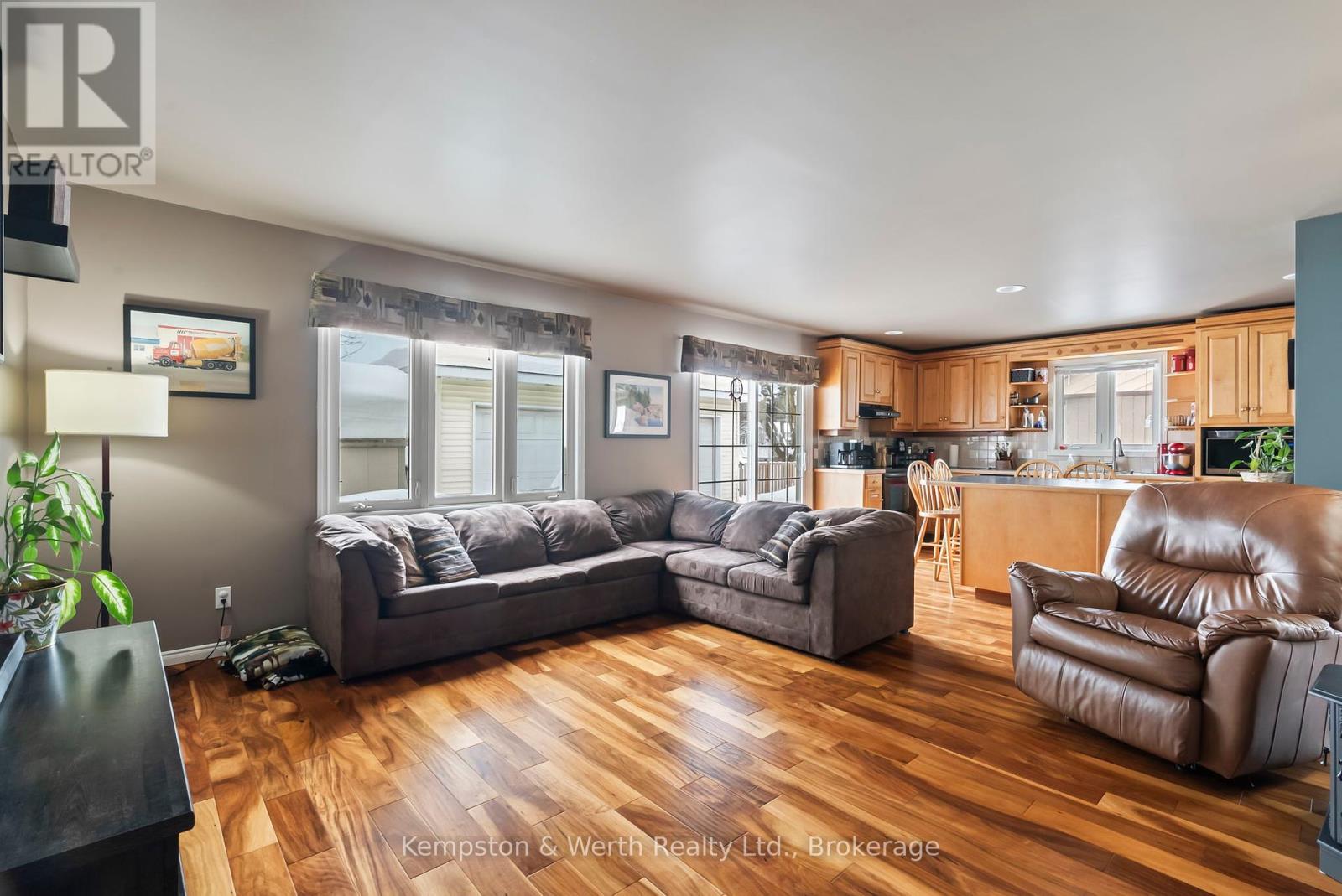 581 Inkerman Street E, North Perth, Ontario  N4W 2N8 - Photo 17 - X11952711