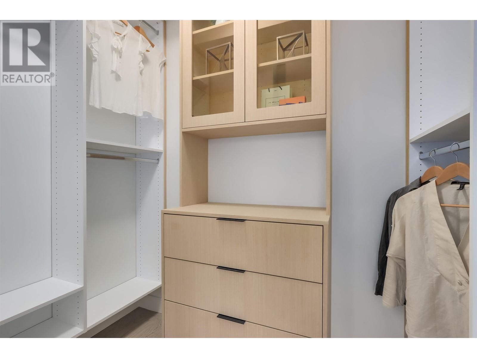 2 1019 E 39th Avenue, Vancouver, British Columbia  V5W 1K9 - Photo 19 - R2972819