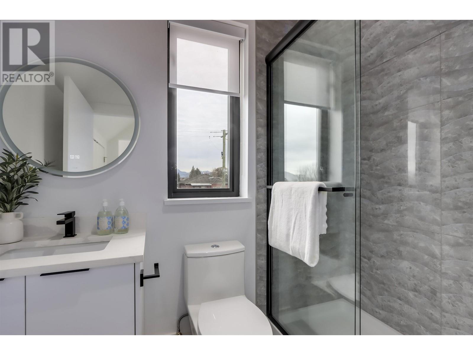 2 1019 E 39th Avenue, Vancouver, British Columbia  V5W 1K9 - Photo 21 - R2972819