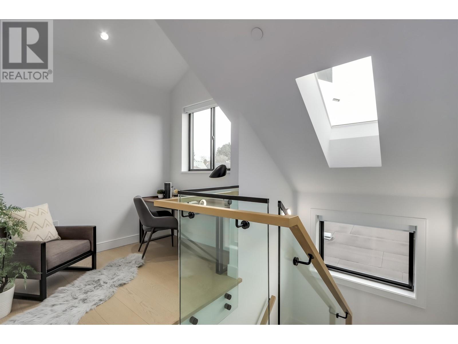 2 1019 E 39th Avenue, Vancouver, British Columbia  V5W 1K9 - Photo 22 - R2972819