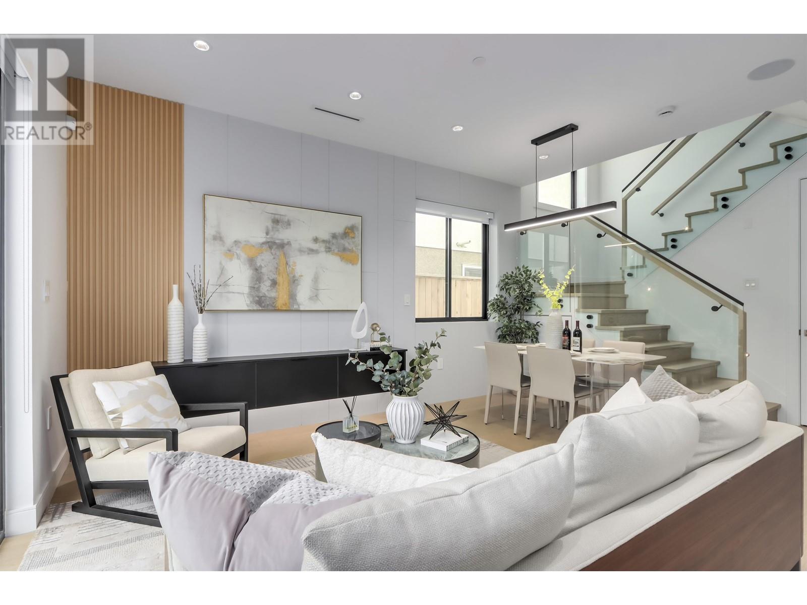 2 1019 E 39th Avenue, Vancouver, British Columbia  V5W 1K9 - Photo 6 - R2972819
