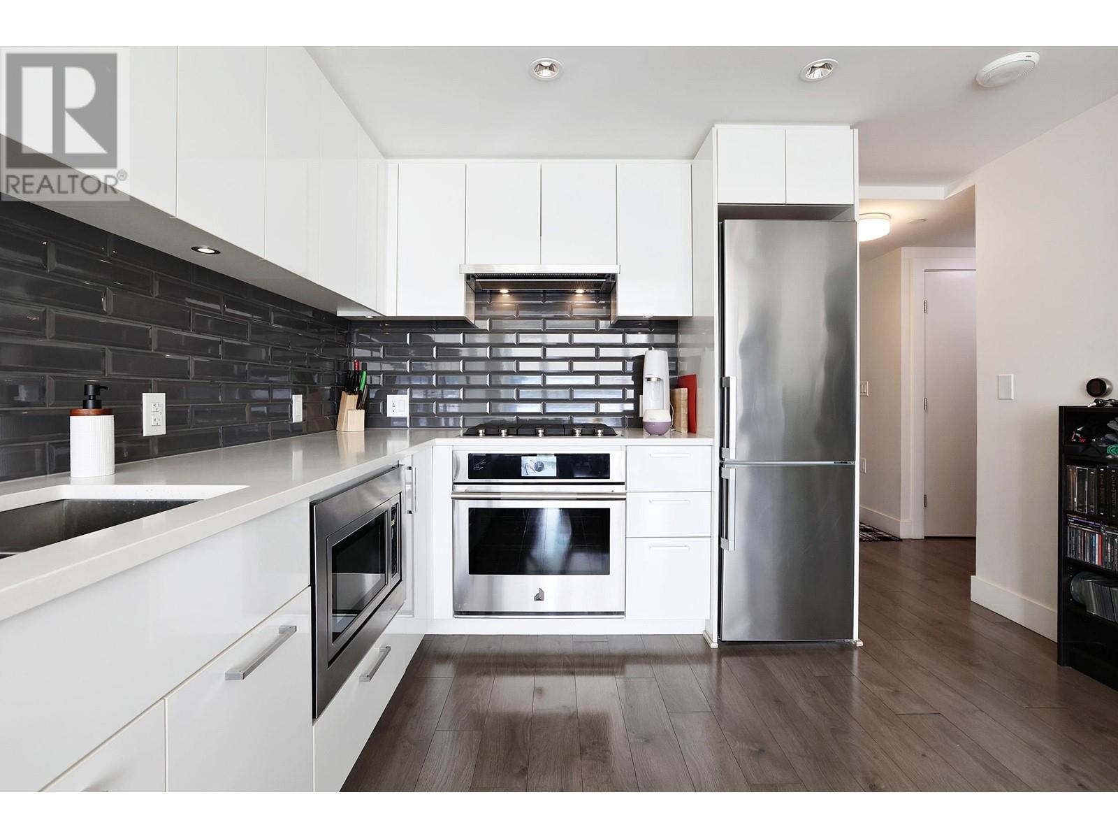 1402 8533 River District Crossing, Vancouver, British Columbia  V5S 0H2 - Photo 3 - R2972834