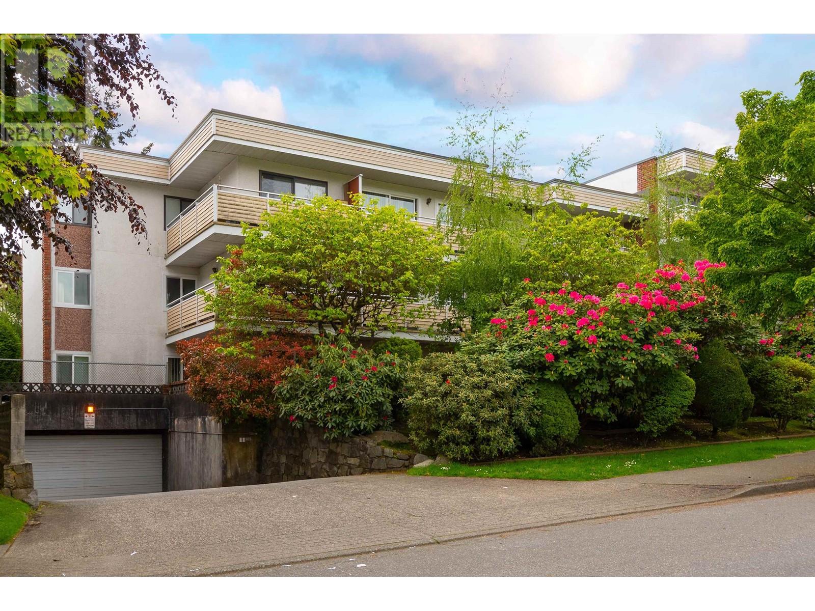 308 750 E 7th Avenue, Vancouver, British Columbia  V5T 4H5 - Photo 2 - R2972879