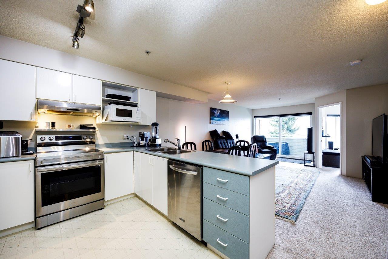 203 12160 80 Avenue, Surrey, British Columbia  V3W 0V3 - Photo 4 - R2972793