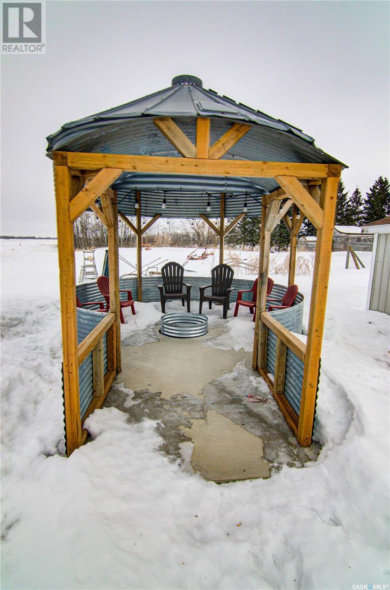 10.63 Ac Lilac Lane Farm Near Melfort, Willow Creek Rm No. 458, Saskatchewan  S0E 1A0 - Photo 38 - SK996905