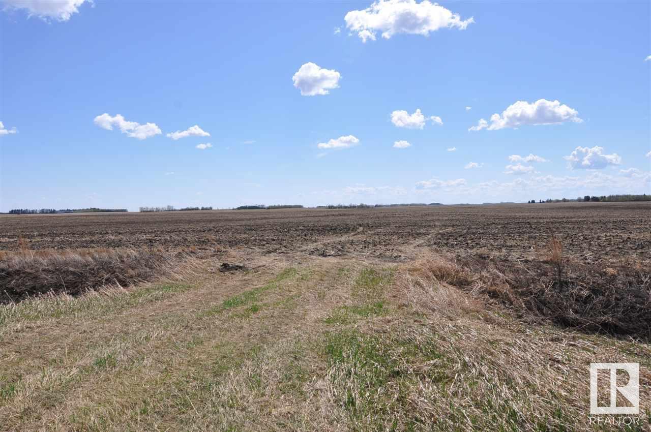 RR 261 TWP RD 570, Rural Sturgeon County, Alberta