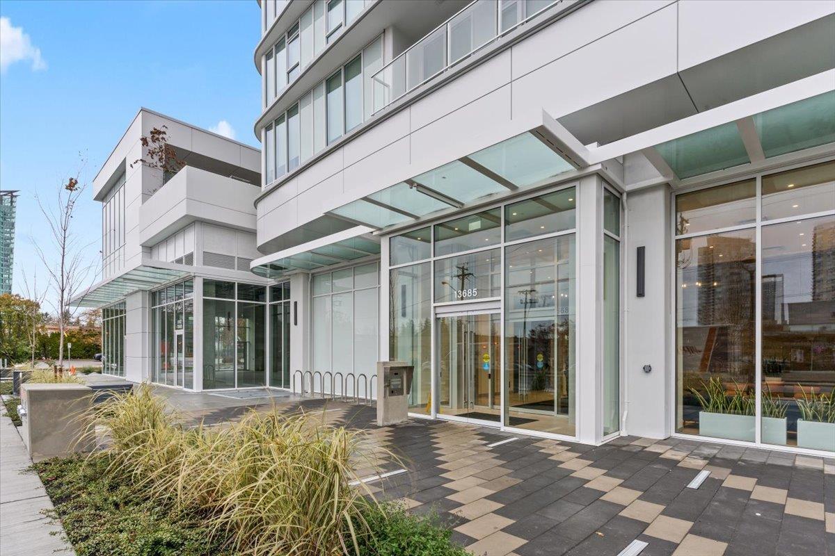 310 13685 102 Avenue, Surrey, British Columbia  V3T 0S2 - Photo 2 - R2969178