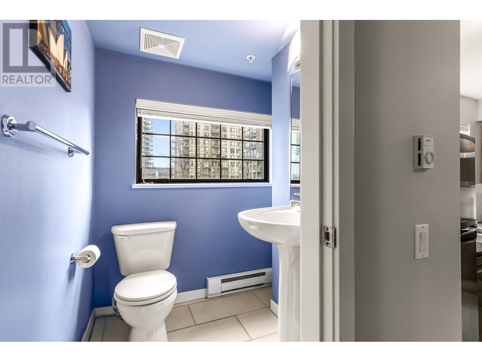 827 Agnes Street, New Westminster, British Columbia  V3M 1H3 - Photo 12 - R2972850