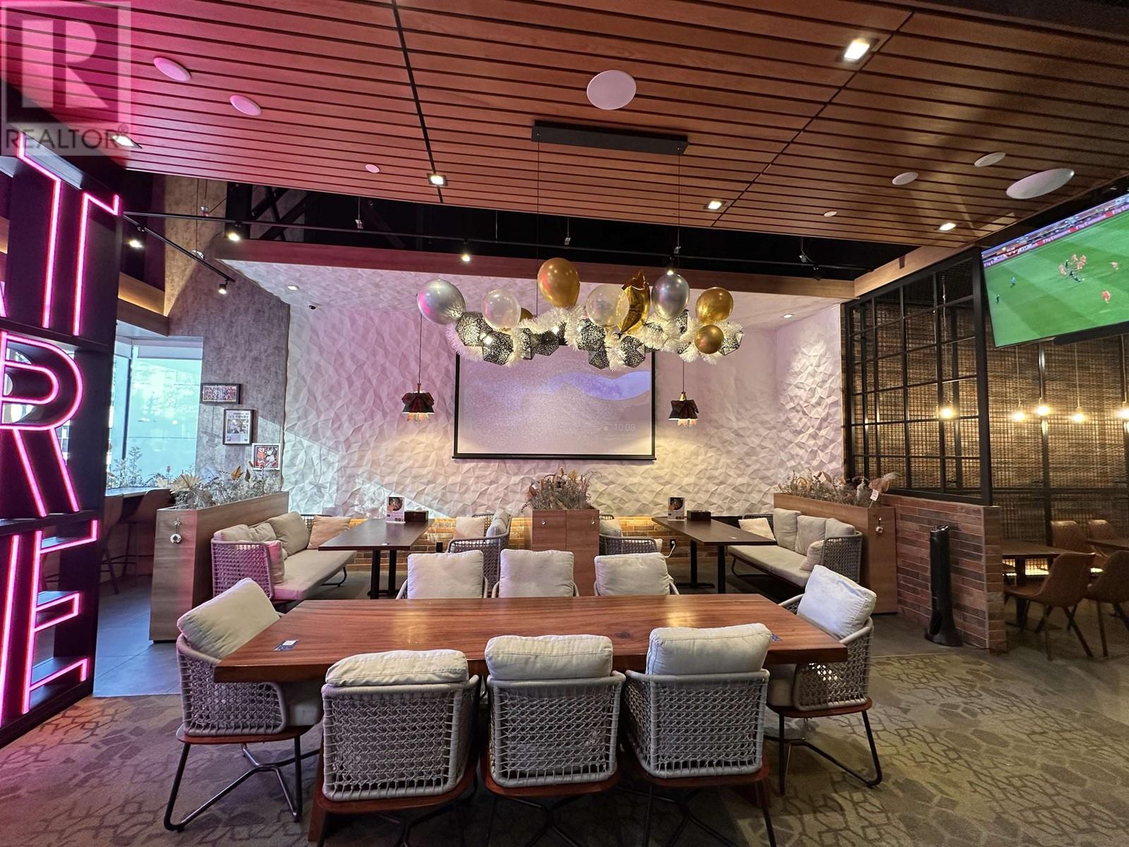 Listing Picture 11 of 12 : 496 DRAKE STREET, Vancouver / 溫哥華 - 魯藝地產 Yvonne Lu Group - MLS Medallion Club Member