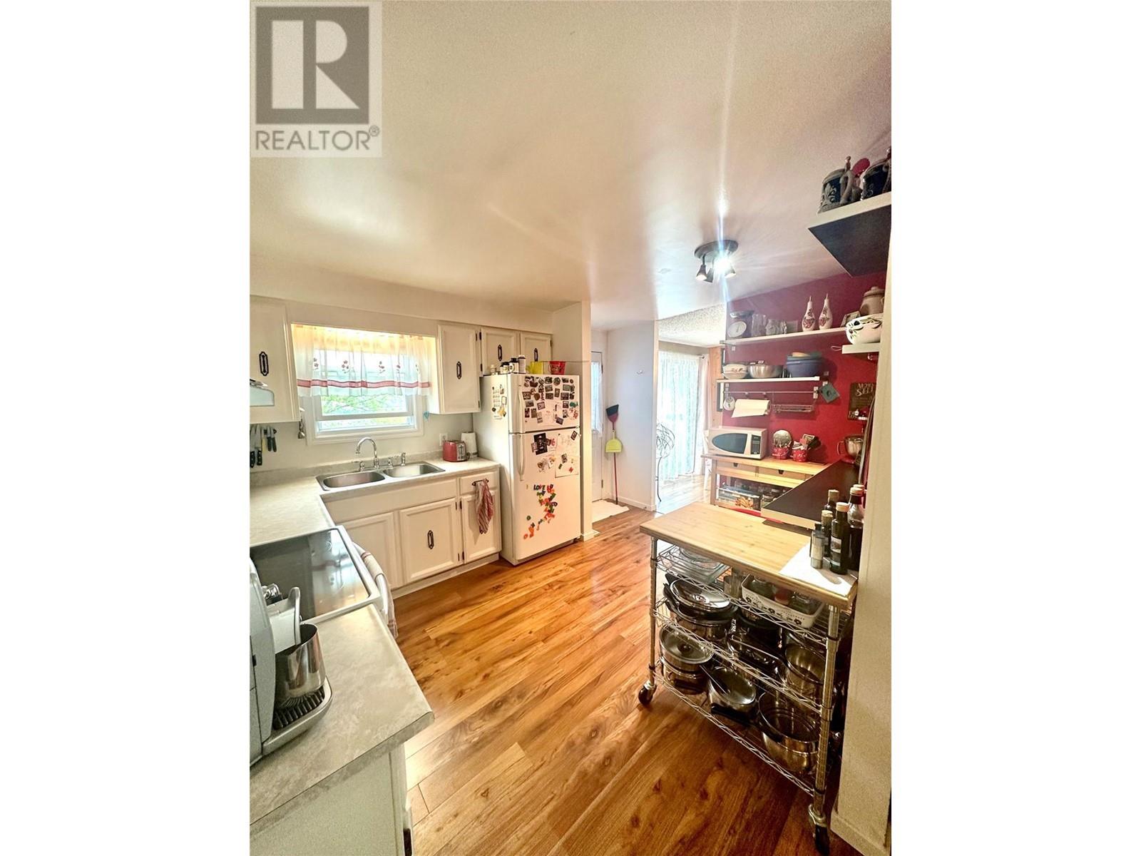 Property at 6491 Park Drive Drive image 5