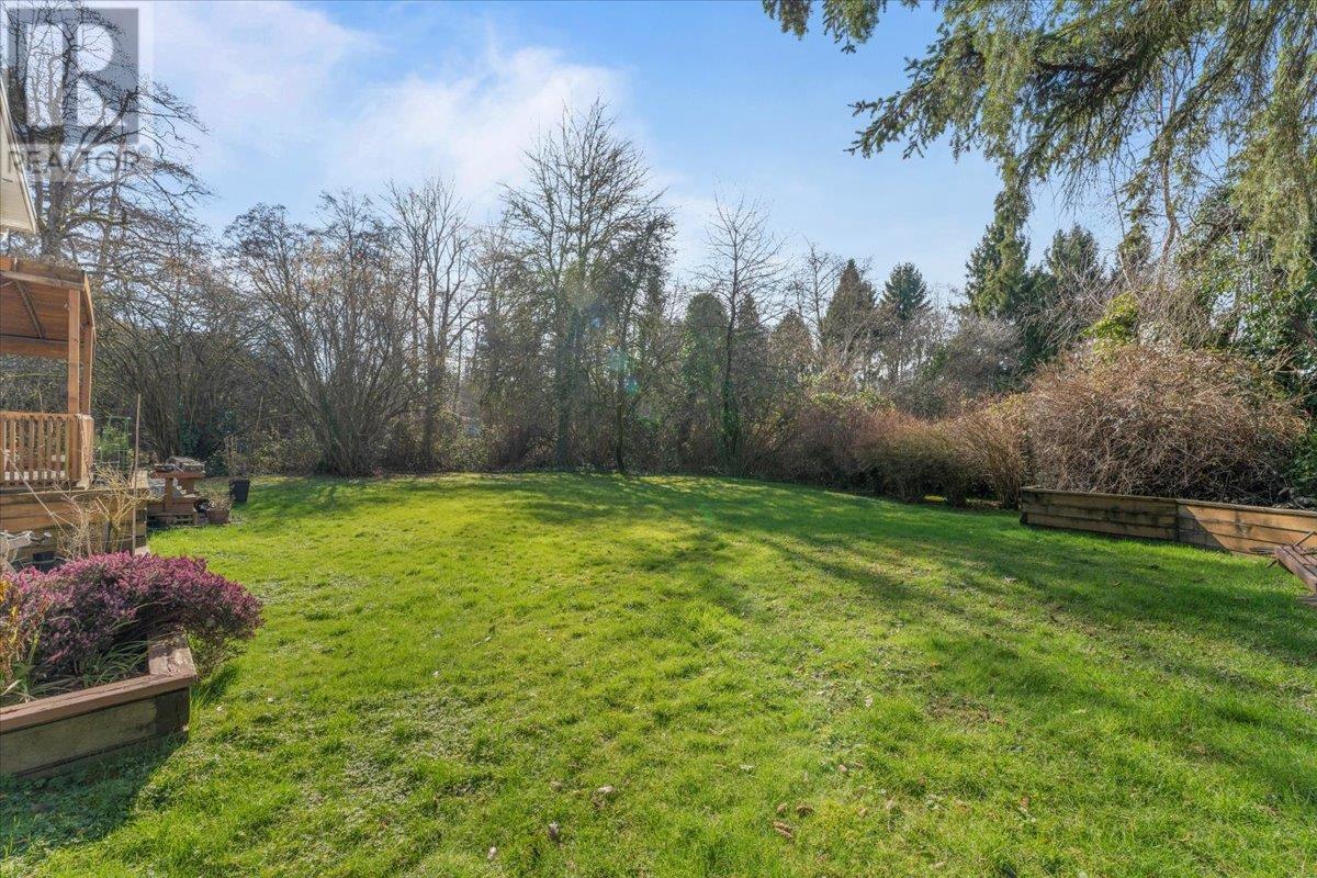 4218 Moscrop Street, Burnaby, British Columbia  V5G 2E5 - Photo 5 - R2972604