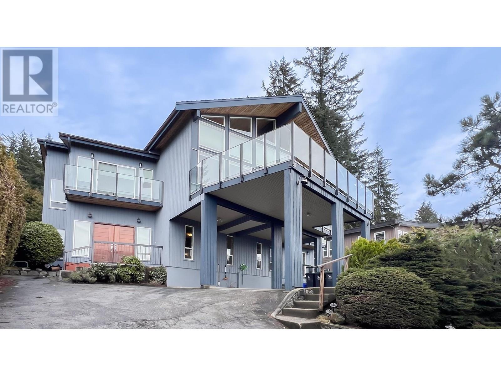 372 Montroyal Boulevard, North Vancouver, British Columbia  V7N 4E5 - Photo 1 - R2972704