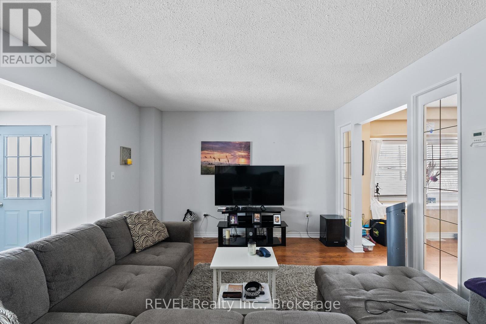 32 Bay Avenue, Welland, Ontario  L3B 3G6 - Photo 8 - X11998444
