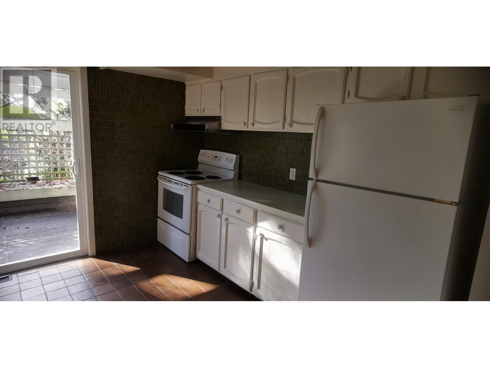 Property at 5631 BLENHEIM STREET image 4
