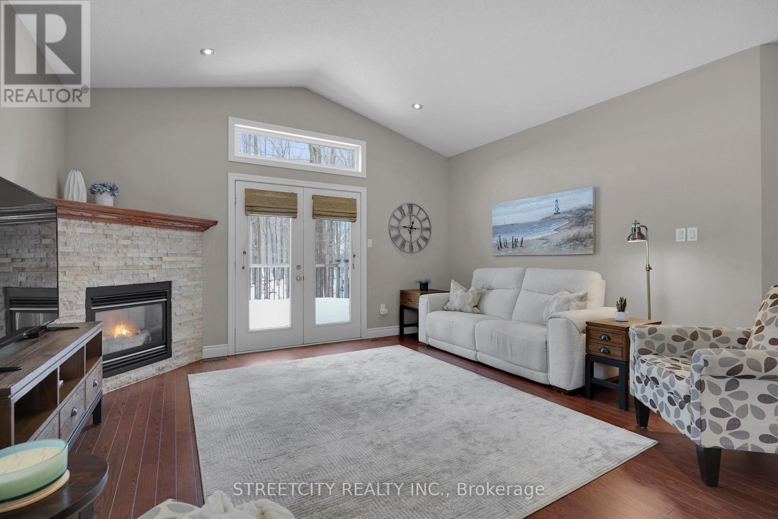 Photo 9 of 45 for 1583 Healy Road