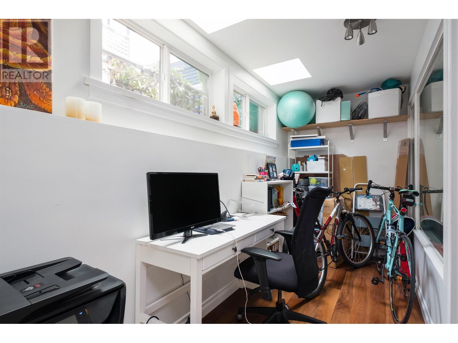 Listing Picture 10 of 18 : 2536 CORNWALL STREET, Vancouver / 溫哥華 - 魯藝地產 Yvonne Lu Group - MLS Medallion Club Member