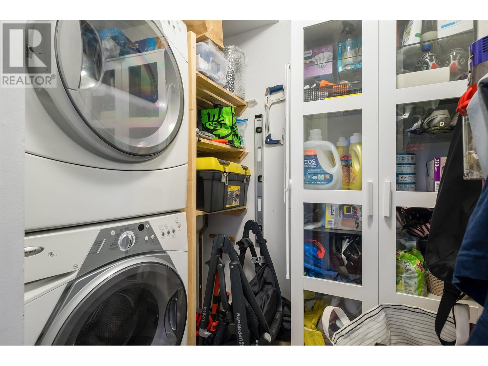 Listing Picture 11 of 18 : 2536 CORNWALL STREET, Vancouver / 溫哥華 - 魯藝地產 Yvonne Lu Group - MLS Medallion Club Member