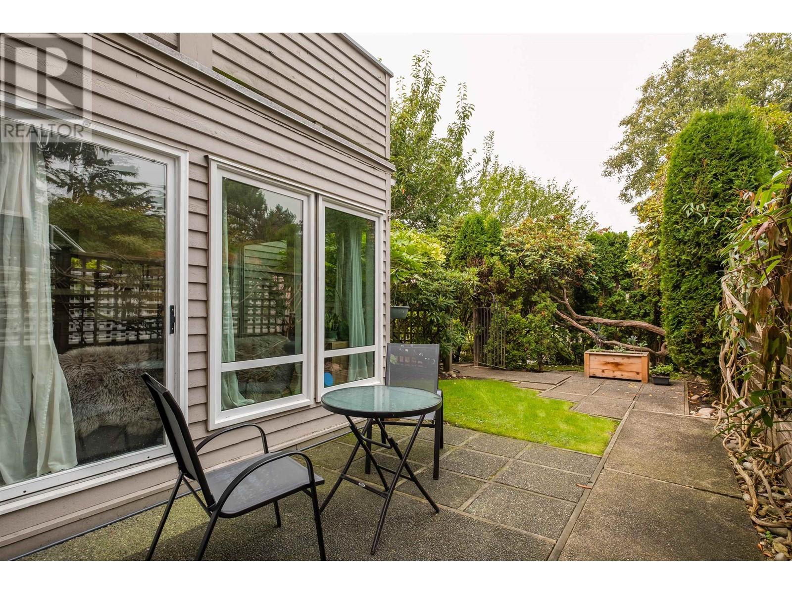 Listing Picture 13 of 18 : 2536 CORNWALL STREET, Vancouver / 溫哥華 - 魯藝地產 Yvonne Lu Group - MLS Medallion Club Member