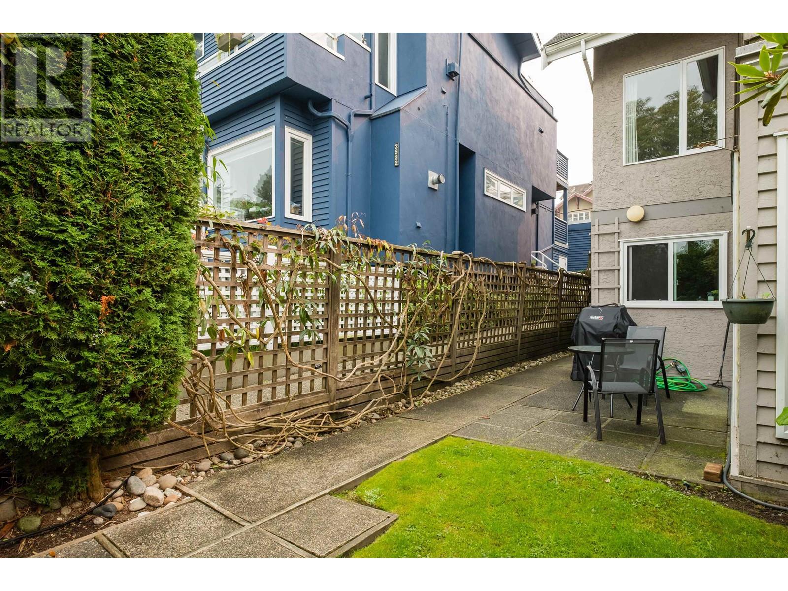 Listing Picture 16 of 18 : 2536 CORNWALL STREET, Vancouver / 溫哥華 - 魯藝地產 Yvonne Lu Group - MLS Medallion Club Member