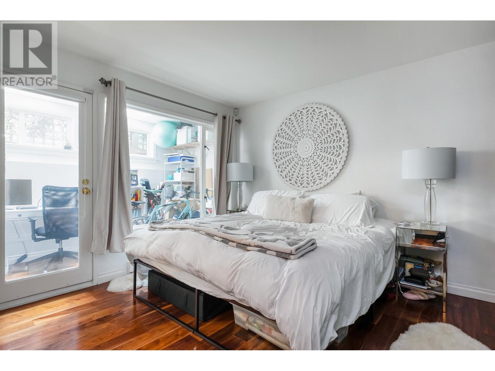 Listing Picture 7 of 18 : 2536 CORNWALL STREET, Vancouver / 溫哥華 - 魯藝地產 Yvonne Lu Group - MLS Medallion Club Member