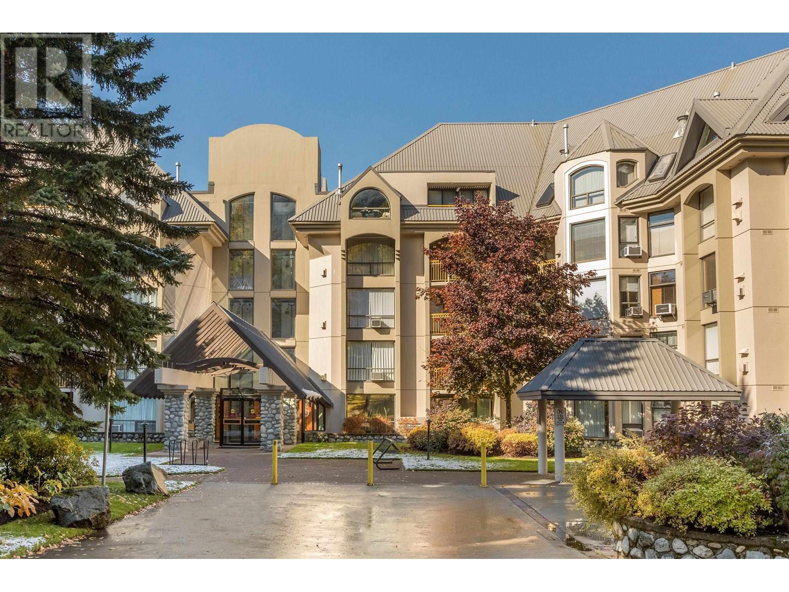 211 4809 SPEARHEAD DRIVE, Whistler, British Columbia
