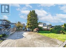 8340 LUNEN ROAD, Richmond, British Columbia