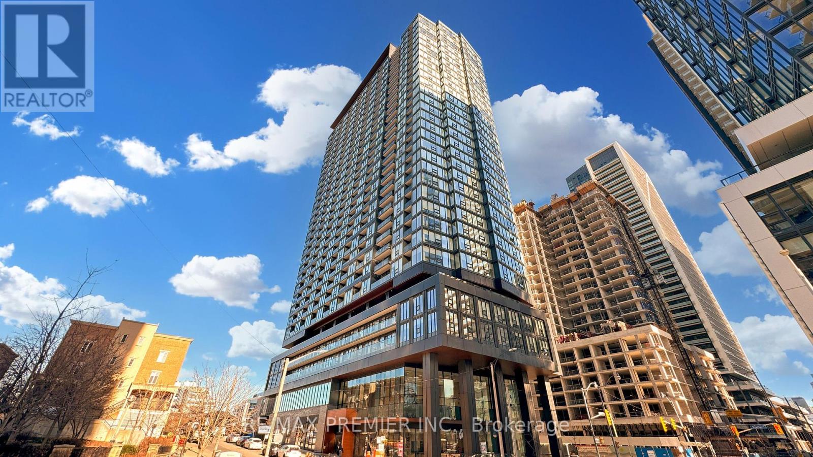 3203 - 19 WESTERN BATTERY ROAD, Toronto, Ontario