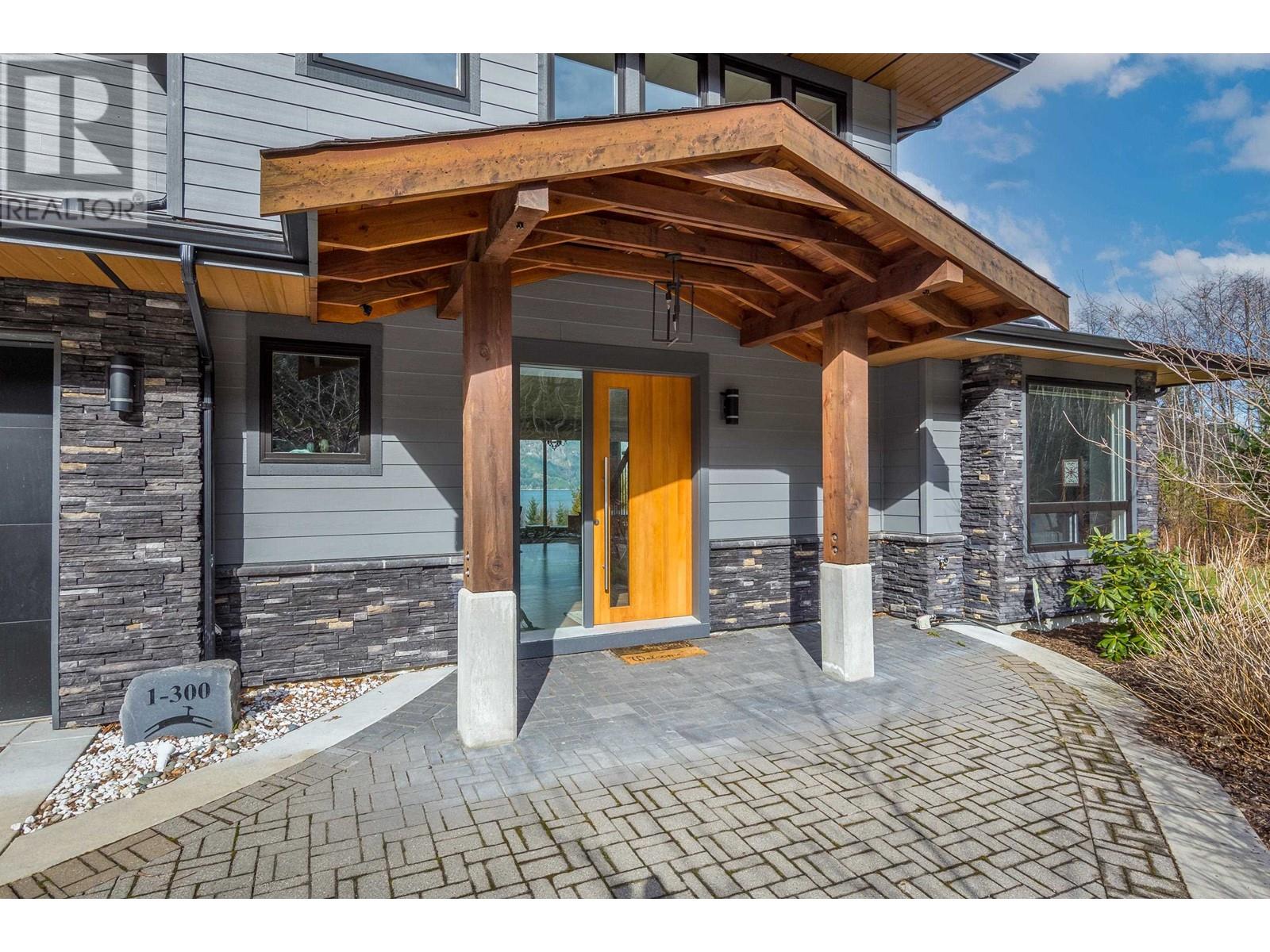 1 300 FURRY CREEK DRIVE, West Vancouver, British Columbia