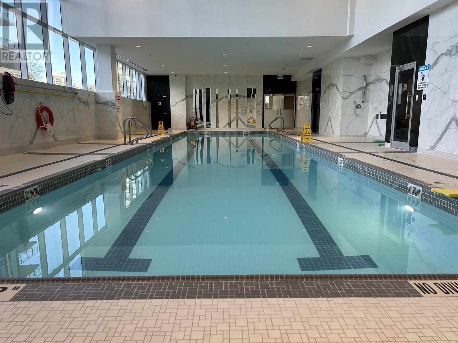 Listing Picture 6 of 26 : 1102 4458 BERESFORD STREET, Burnaby / 本拿比 - 魯藝地產 Yvonne Lu Group - MLS Medallion Club Member