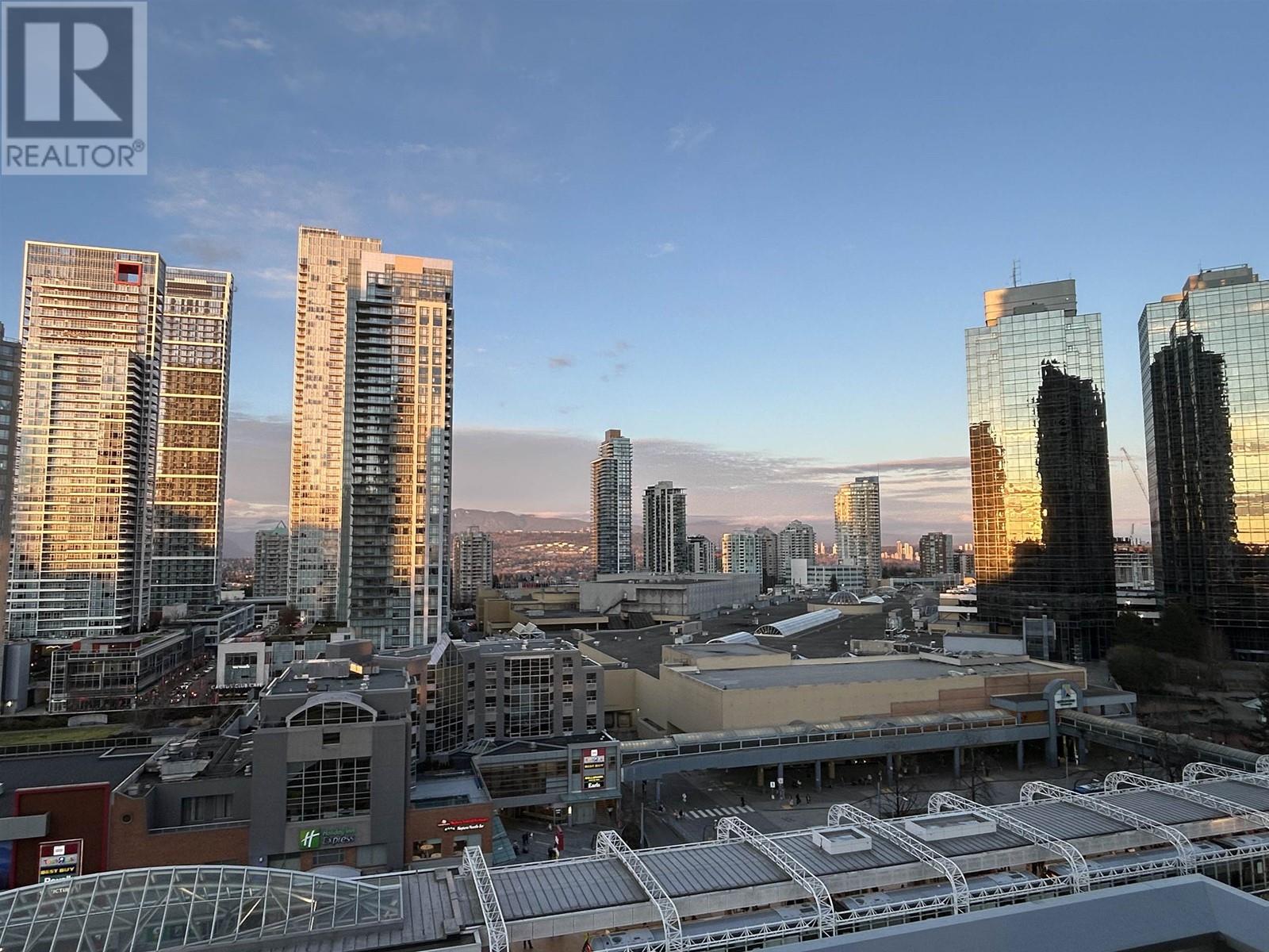 Listing Picture 26 of 26 : 1102 4458 BERESFORD STREET, Burnaby / 本拿比 - 魯藝地產 Yvonne Lu Group - MLS Medallion Club Member