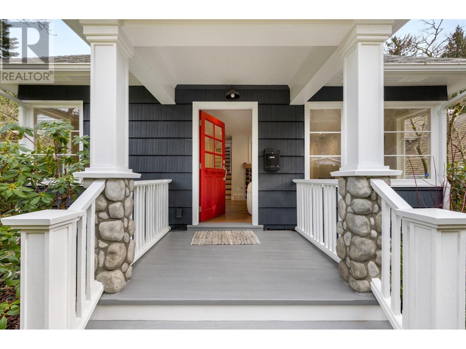 5648 Eagle Harbour Road, West Vancouver, British Columbia  V7W 1P5 - Photo 5 - R2972872