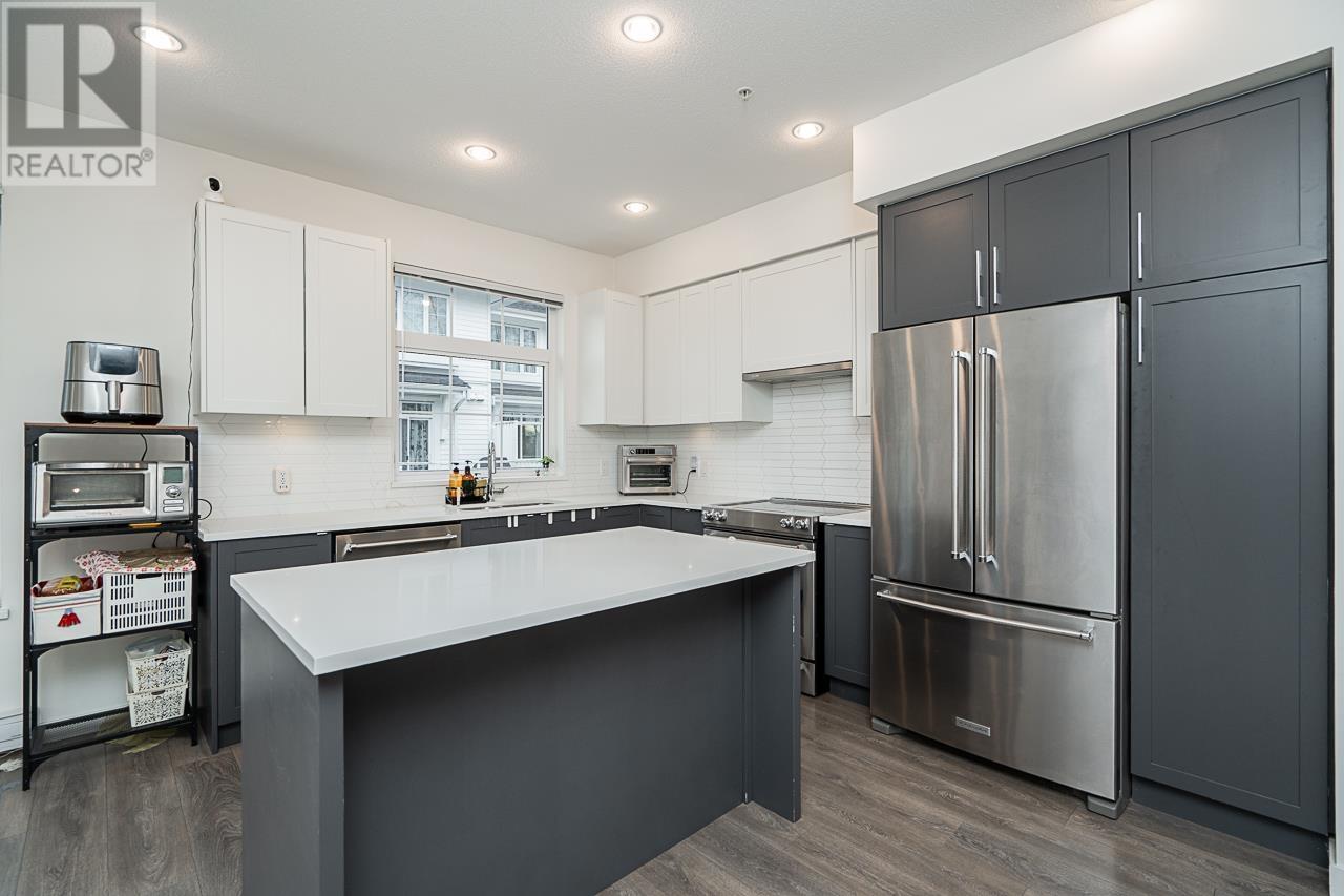 45 2560 Pitt River Road, Port Coquitlam, British Columbia  V3C 0G6 - Photo 11 - R2972467