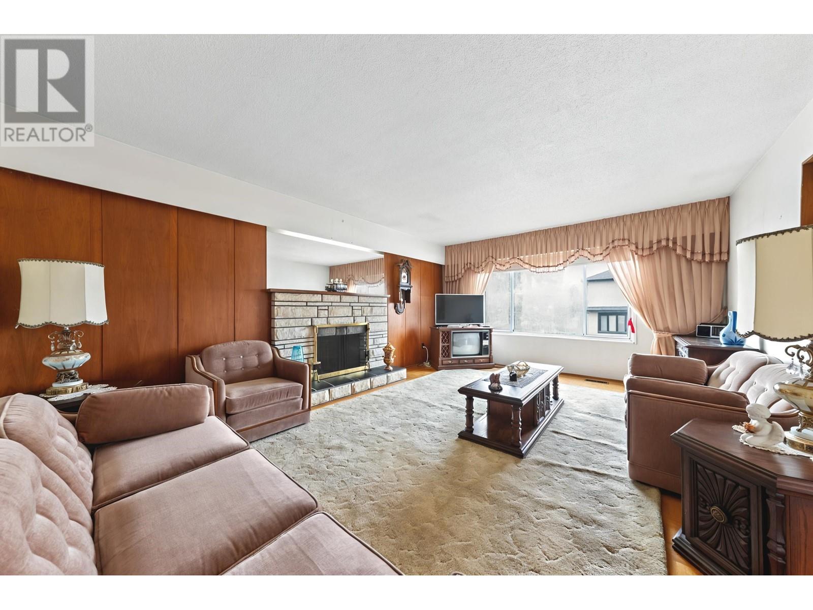 3980 Penticton Street, Vancouver, British Columbia  V5R 1X8 - Photo 2 - R2972971