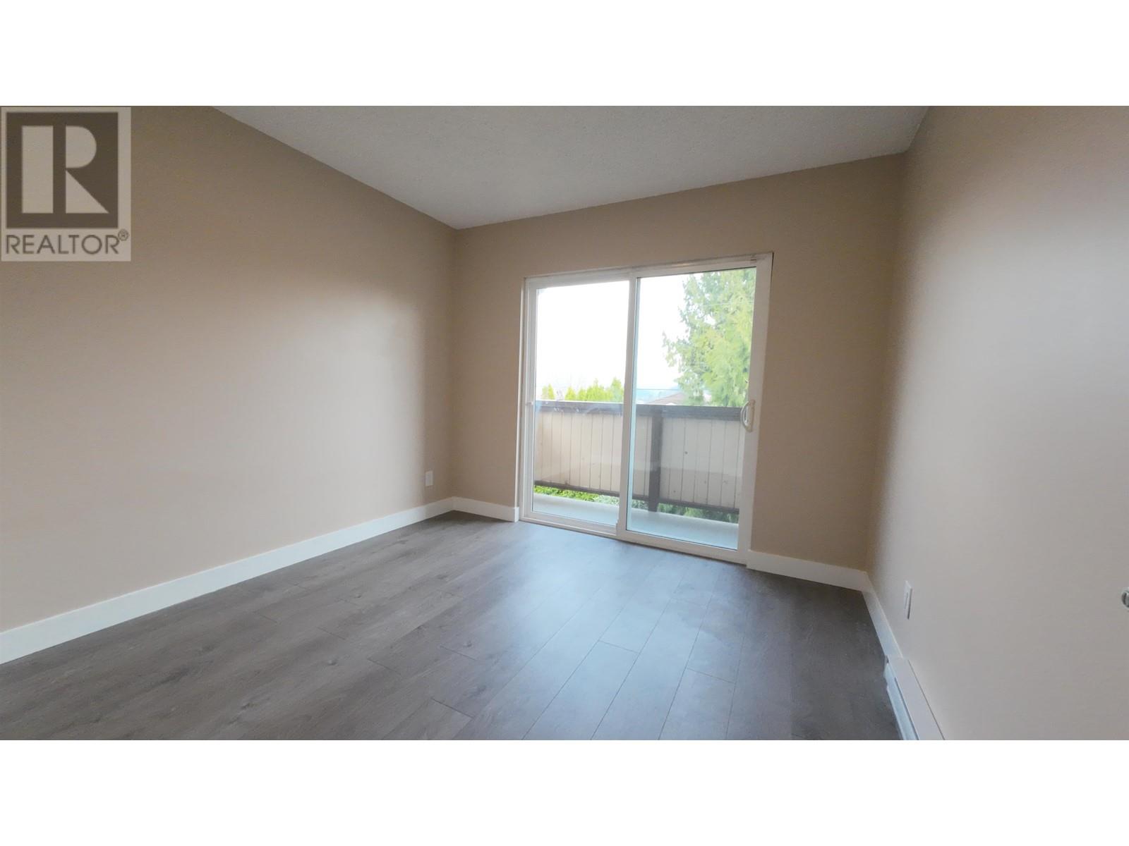 11 Fell Avenue, Burnaby, British Columbia  V5B 3Y1 - Photo 11 - R2972986