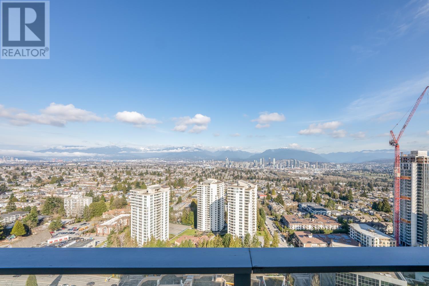 Listing Picture 12 of 27 : 3307 5883 BARKER AVENUE, Burnaby / 本拿比 - 魯藝地產 Yvonne Lu Group - MLS Medallion Club Member