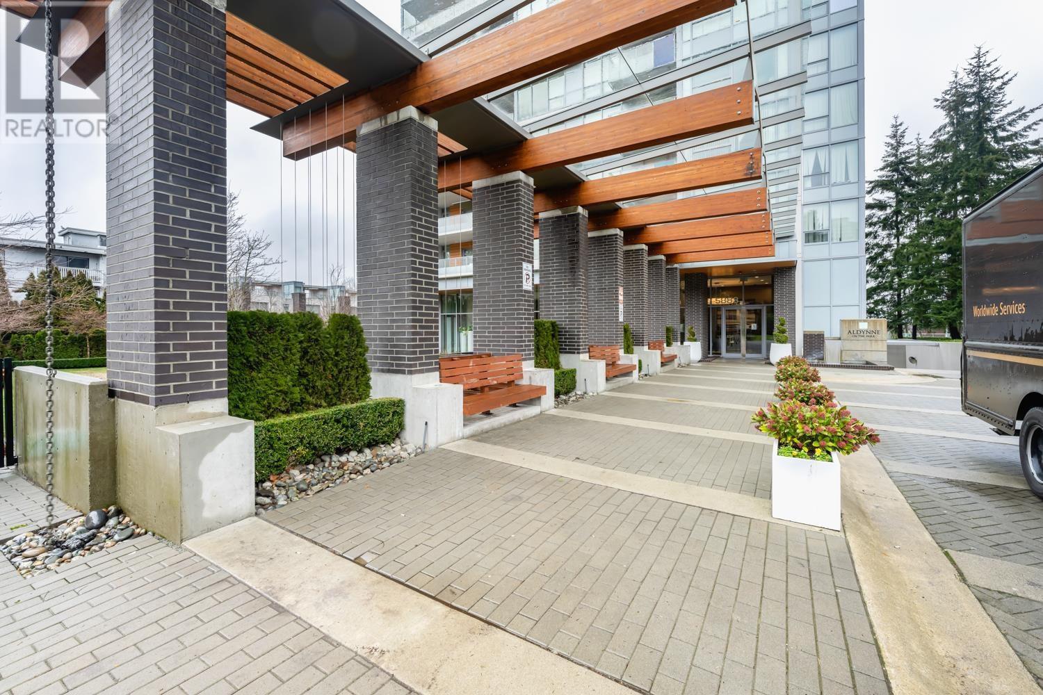 Listing Picture 27 of 27 : 3307 5883 BARKER AVENUE, Burnaby / 本拿比 - 魯藝地產 Yvonne Lu Group - MLS Medallion Club Member