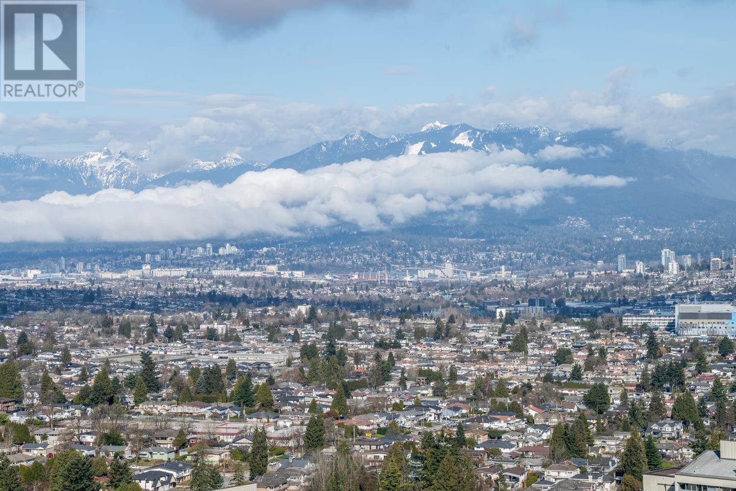 Listing Picture 16 of 27 : 3307 5883 BARKER AVENUE, Burnaby / 本拿比 - 魯藝地產 Yvonne Lu Group - MLS Medallion Club Member