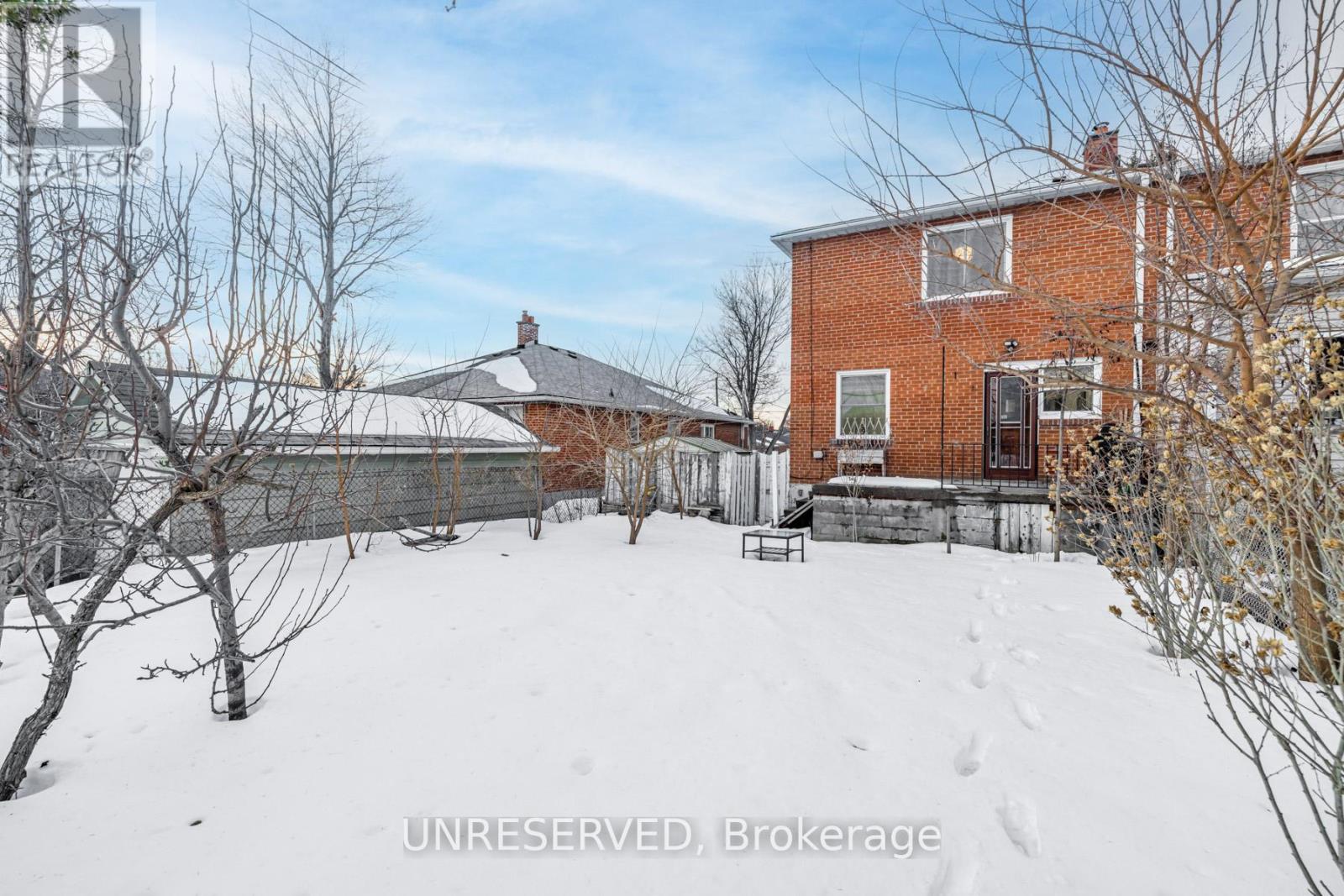 15 Rambler Place, Toronto, Ontario  M3L 1N6 - Photo 35 - W11998531