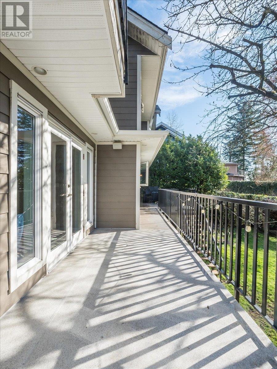Listing Picture 7 of 39 : 7124 BROADWAY, Burnaby / 本拿比 - 魯藝地產 Yvonne Lu Group - MLS Medallion Club Member