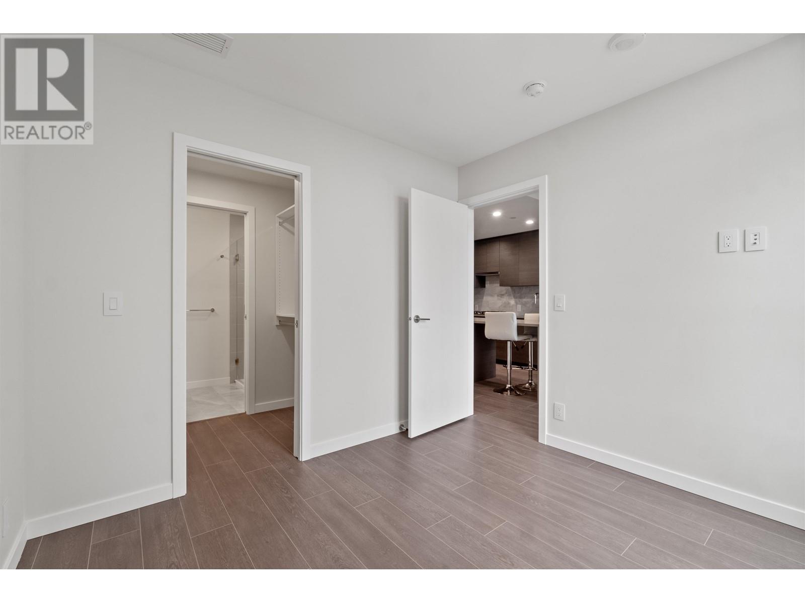 Listing Picture 15 of 37 : 5903 2108 GILMORE AVENUE, Burnaby / 本拿比 - 魯藝地產 Yvonne Lu Group - MLS Medallion Club Member