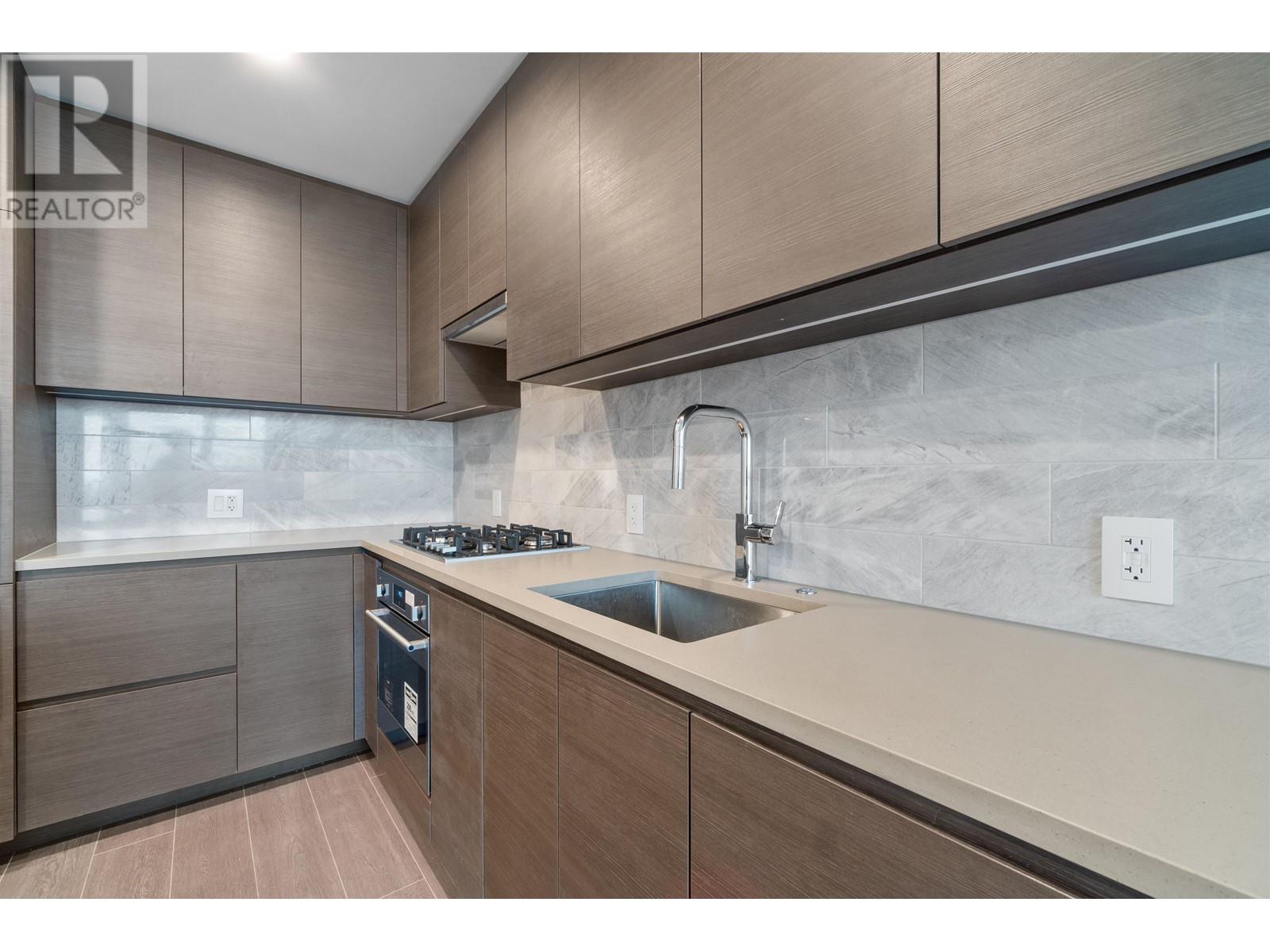 Listing Picture 5 of 37 : 5903 2108 GILMORE AVENUE, Burnaby / 本拿比 - 魯藝地產 Yvonne Lu Group - MLS Medallion Club Member