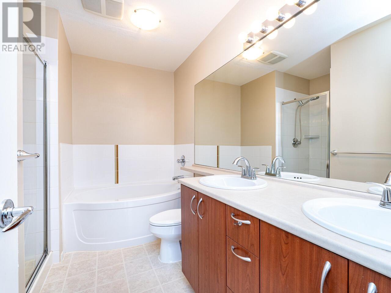 Listing Picture 13 of 20 : 412 9233 GOVERNMENT STREET, Burnaby / 本拿比 - 魯藝地產 Yvonne Lu Group - MLS Medallion Club Member