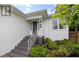 1561 JEFFERSON AVENUE, West Vancouver, British Columbia